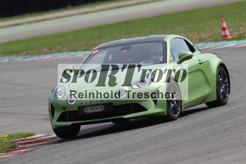 /Archiv-2022/58 30.08.2022 Caremotion  Auto Track Day ADR/Gruppe rot/35